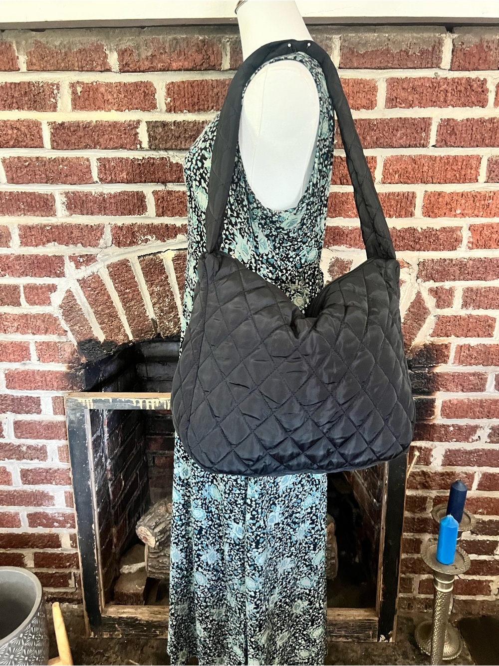 NWOT Quilted Black Shoulder Tote Bag